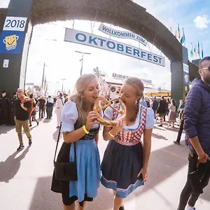 Oktoberfest On A Budget Monaco di Baviera
